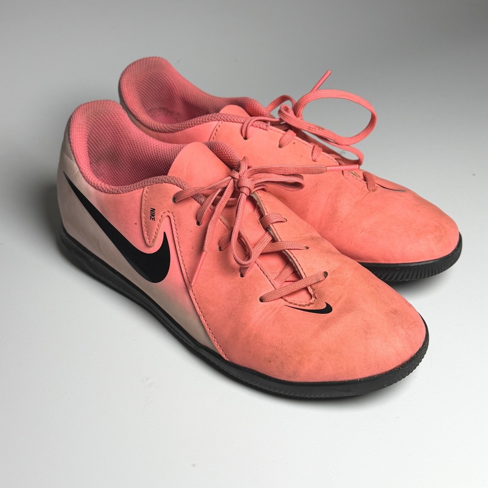 Nike Phantom GX Club IC Kids Indoor Soccer Shoes 5.5Y Sunset Pulse FJ2606-600
